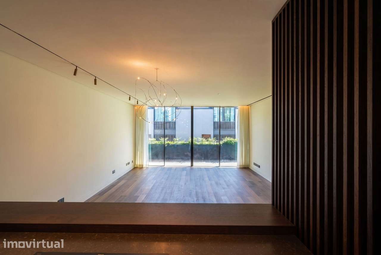 Apartamento T3 com estacionamento, São João do Estoril, Cascais - Grande imagem: 2/28