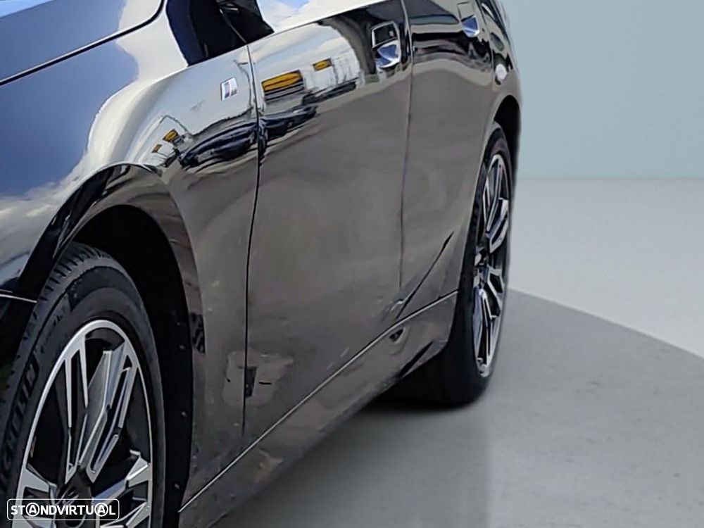 BMW 520 d Pack Desportivo M - 4