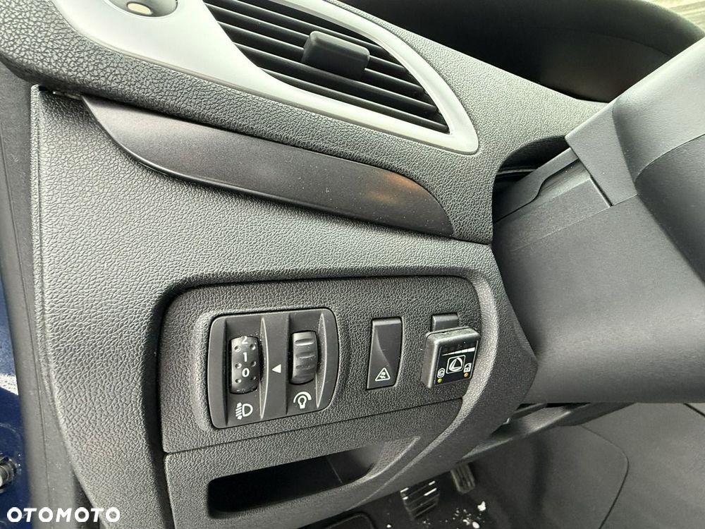 Renault Scenic - 9