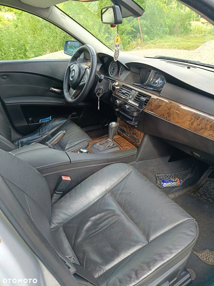 BMW Seria 5 535d - 7