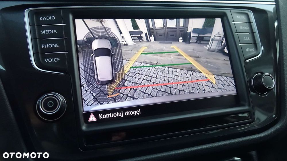 Volkswagen Tiguan - 38