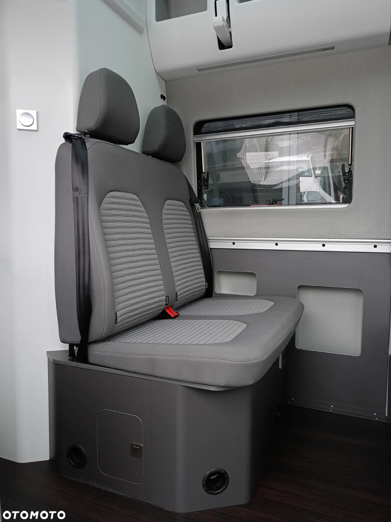 Volkswagen Grand California 680 - 11