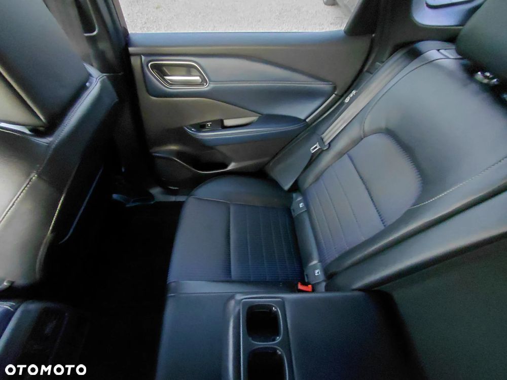 Nissan Qashqai 1.3 DIG-T mHEV Tekna - 29