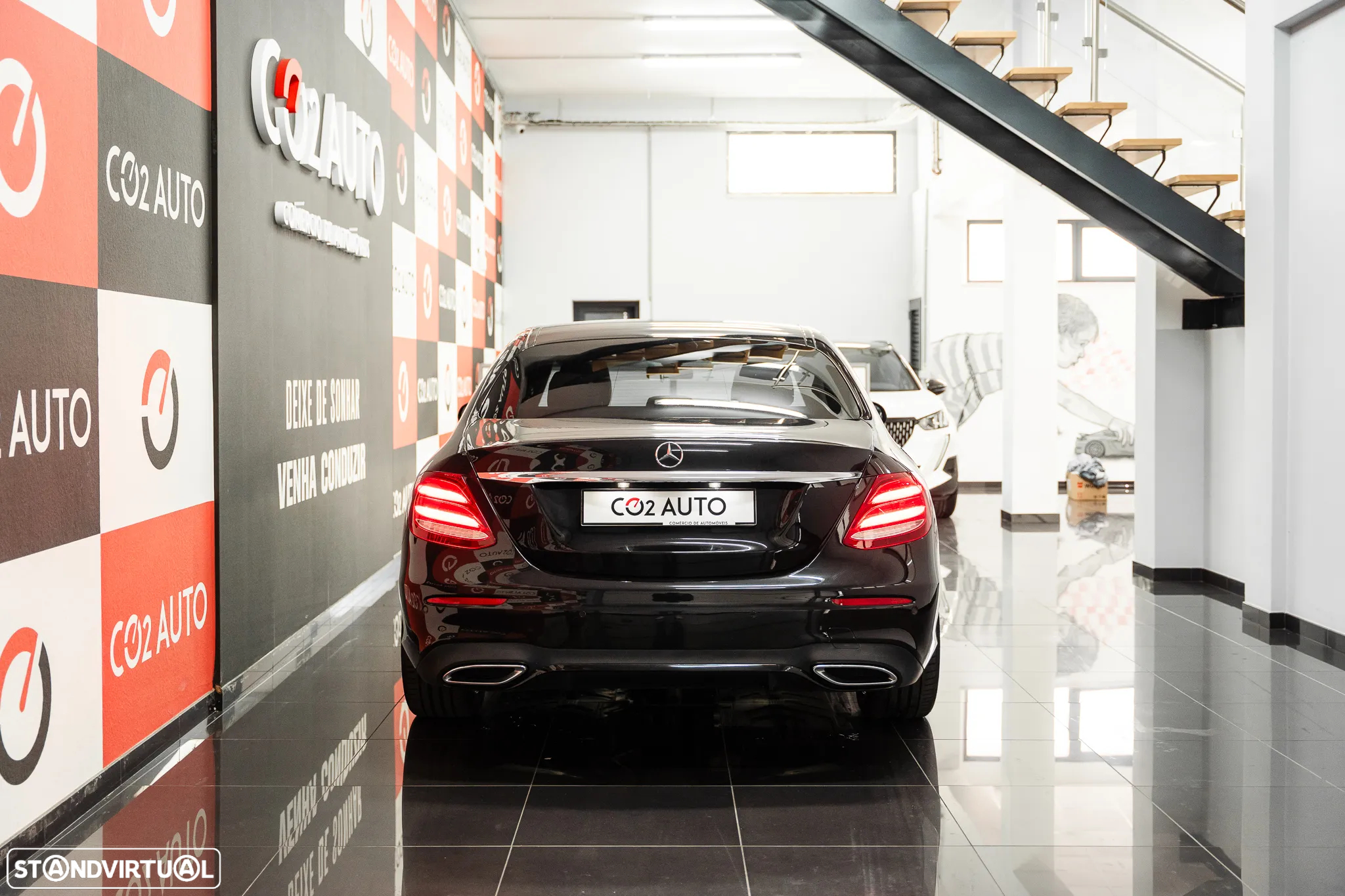 Mercedes-Benz E 220 d AMG Line - 5