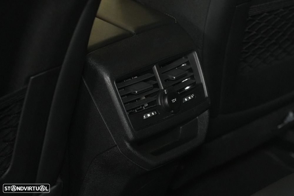 Peugeot 3008 1.5 BlueHDi GT Line EAT8 - 37