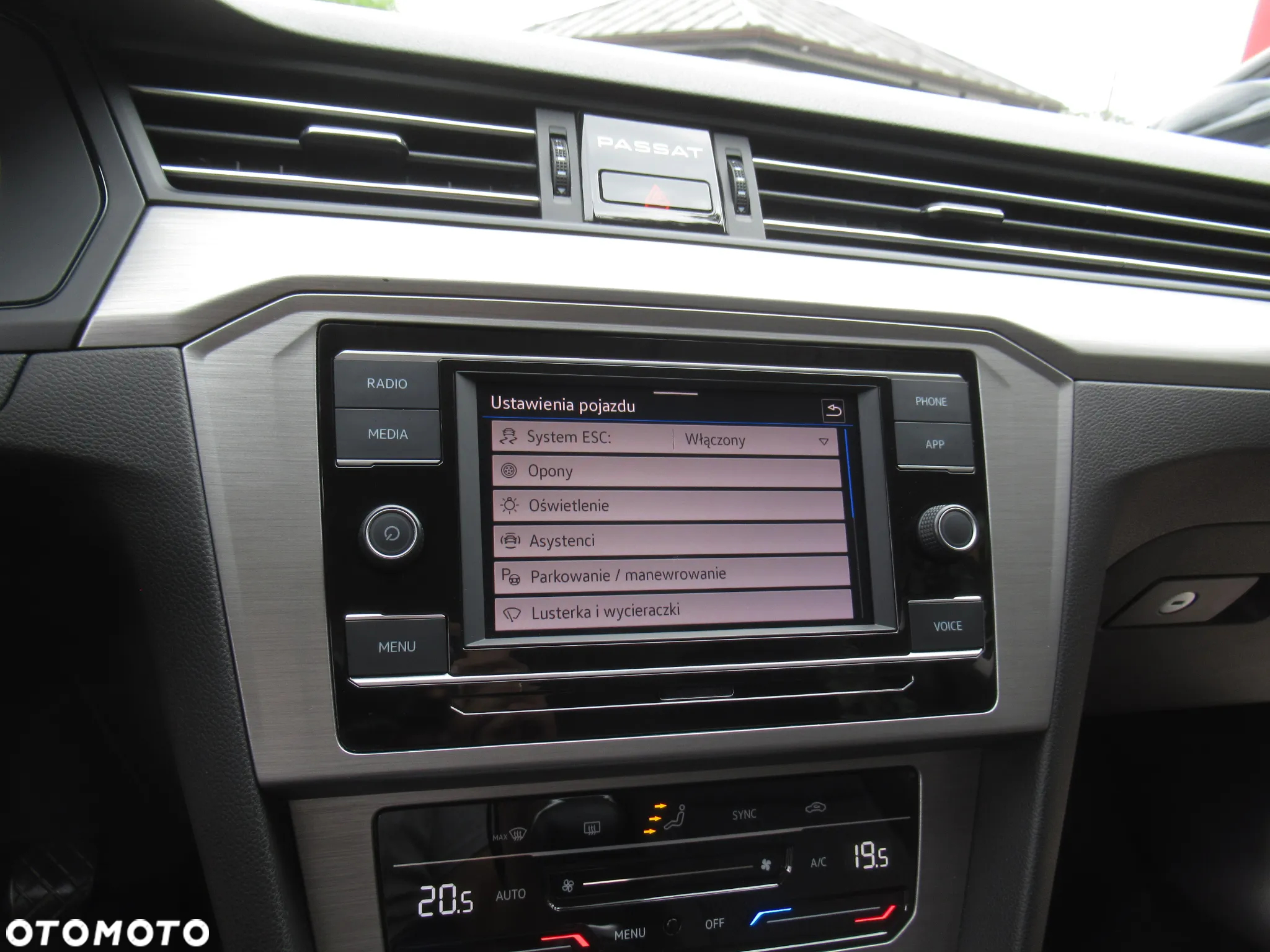 Volkswagen Passat 1.5 TSI EVO Essence - 18