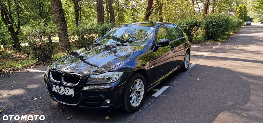 BMW Seria 3 318i - 1