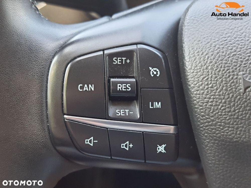 Ford Focus 1.5 EcoBlue Start-Stopp-System TITANIUM - 20