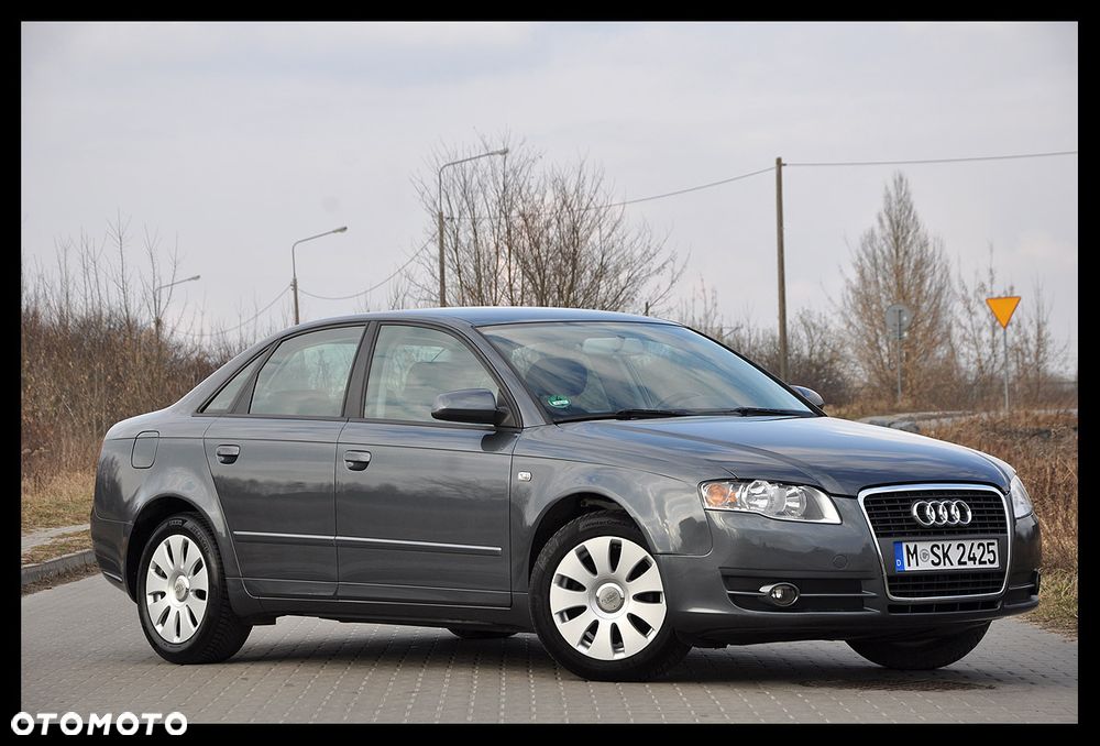 Audi A4 Limousine - 7