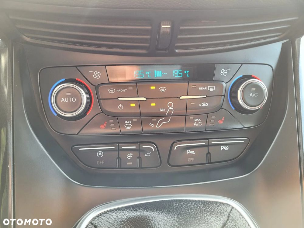 Ford Kuga 2.0 TDCi 4x4 Titanium - 19