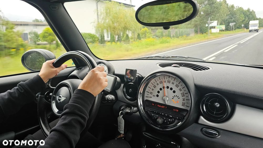 MINI Countryman One D - 17