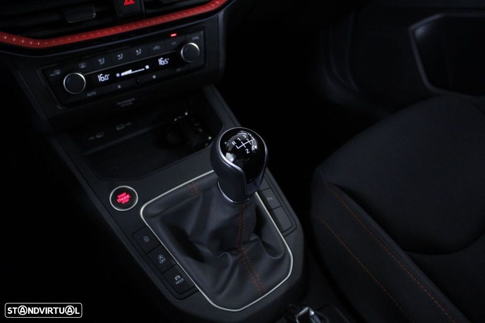 SEAT Ibiza 1.0 TSI FR - 33