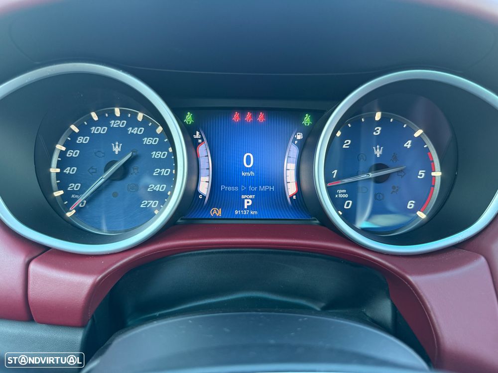 Maserati Ghibli 3.0 V6 - 16