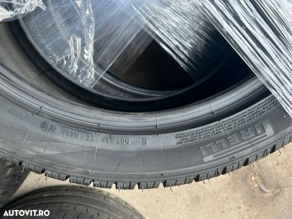 vând 2 anvelope 275/40/20 Pirelli runflat de iarnă noi - 4