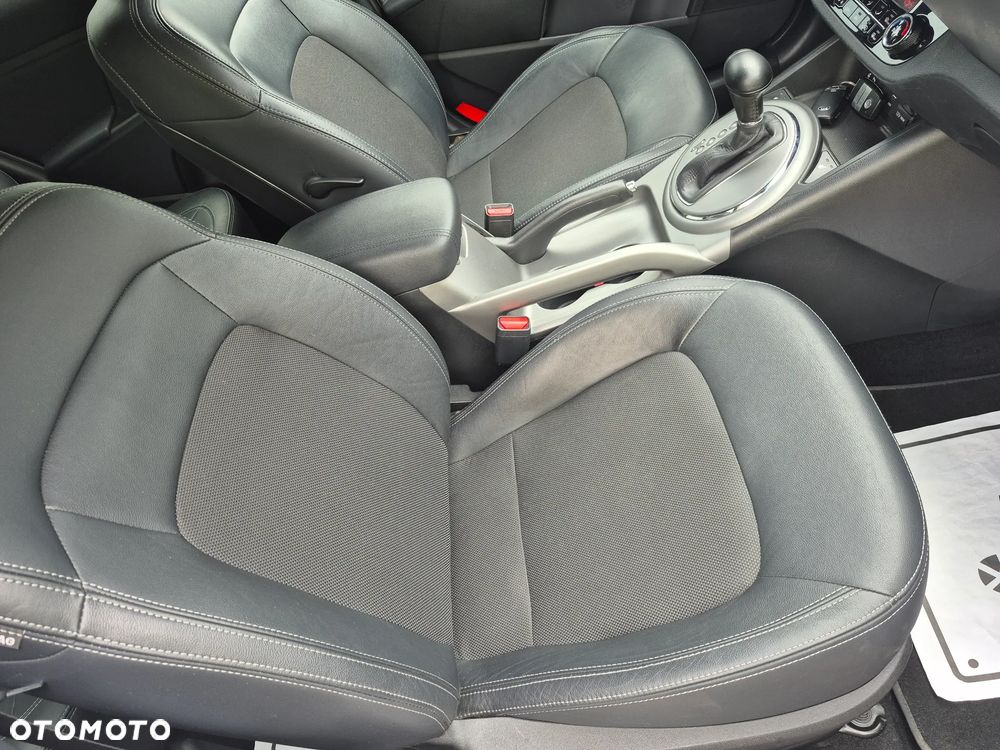 Kia Sportage 2.0 CVVT 4WD Automatik Vision - 12
