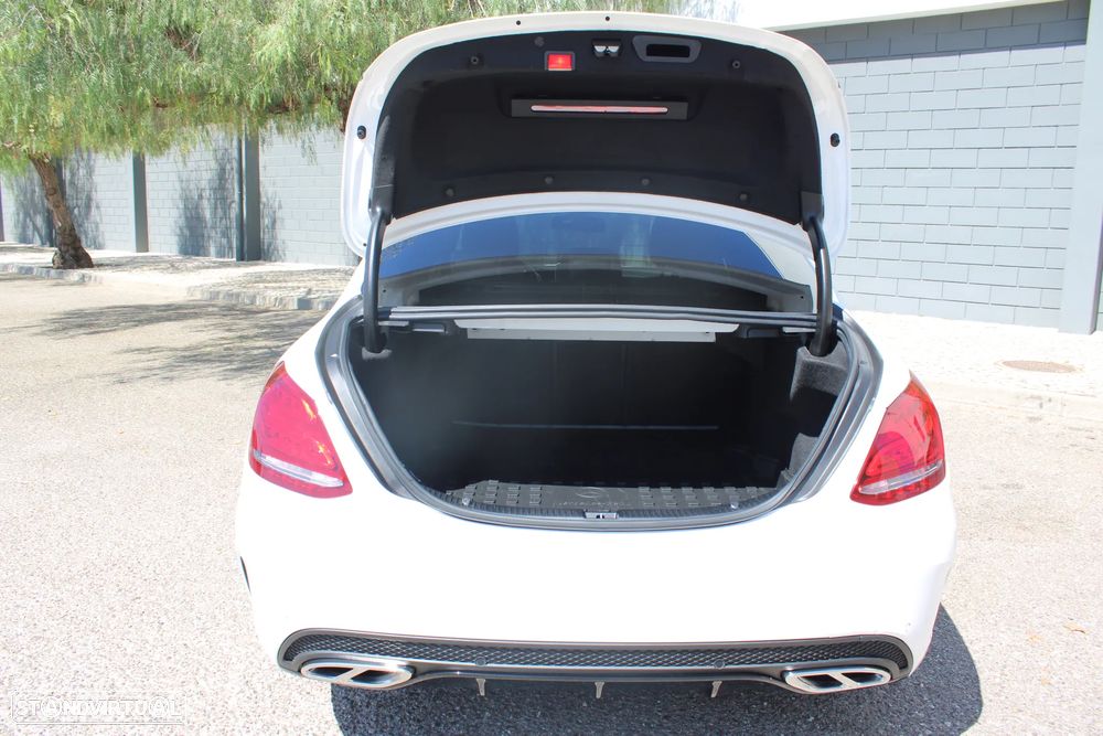 Mercedes-Benz C 200 d AMG Line - 34