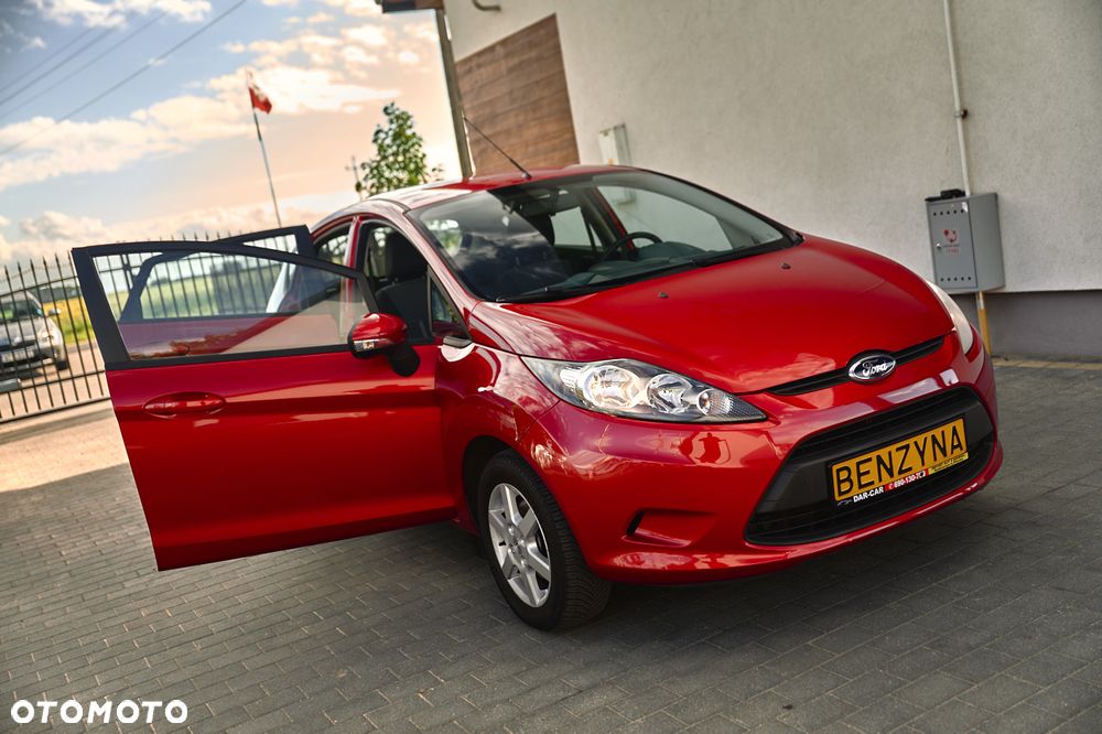 Ford Fiesta 1.25 Champions Edition - 23