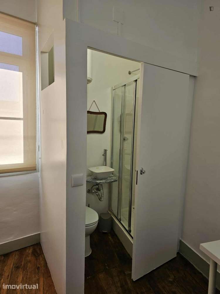 Apartamento com 1 quartos - localizado em Baixa Coimbra - Grande imagem: 3/12