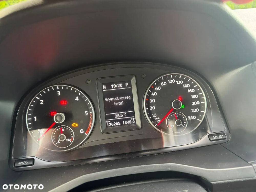 Volkswagen Caddy 2.0 TDI Comfortline DSG - 5