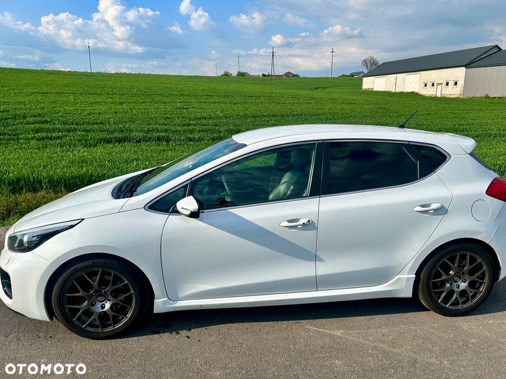 Kia Ceed 1.6 T-GDI GT L - 2