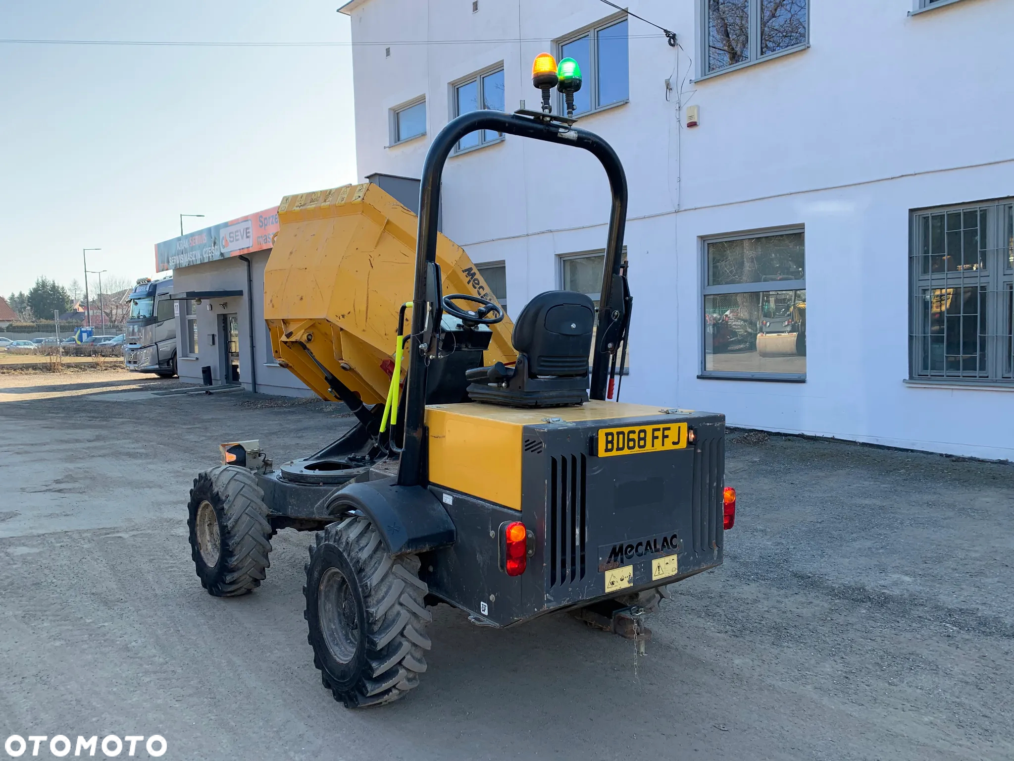 Mecalac TA 3 SH - 4