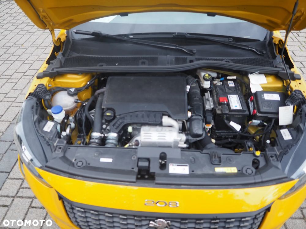 Peugeot 208 1.2 T Allure S&S - 16