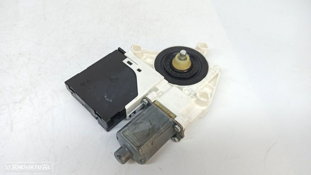 MOTOR ELEVADOR FRENTE DIREITO AUDI A3 SPORTBACK (8P) 2.0 TDI AMBITION - 4