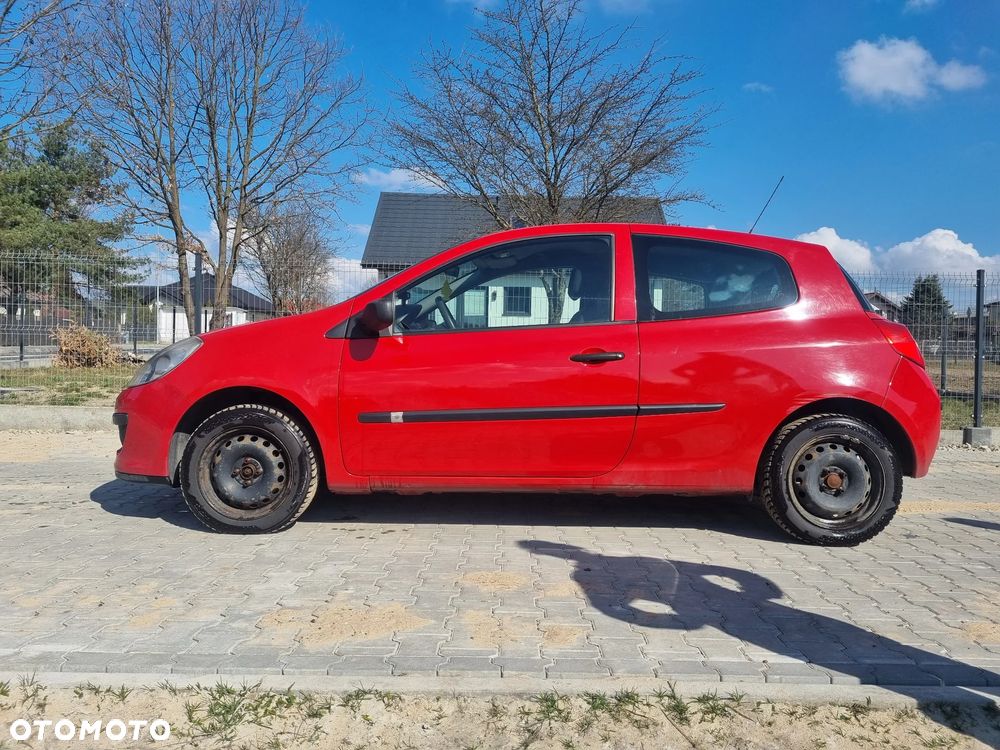 Renault Clio 1.2 16V Expression - 3