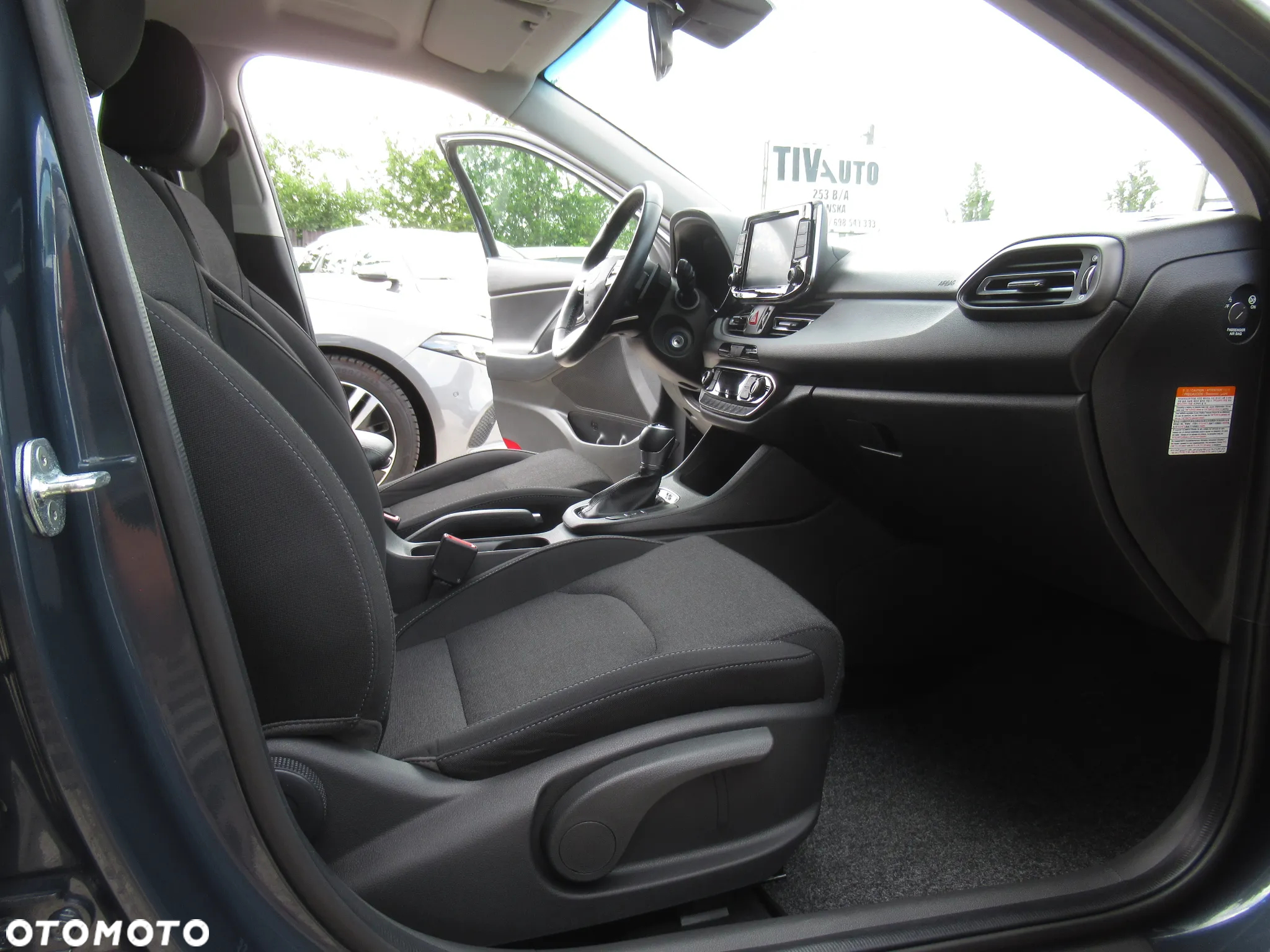 Hyundai i30 1.5 T-GDI 48V Comfort DCT - 9