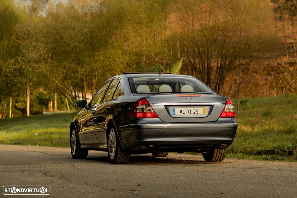 Mercedes-Benz E 500 Elegance 4-Matic - 5