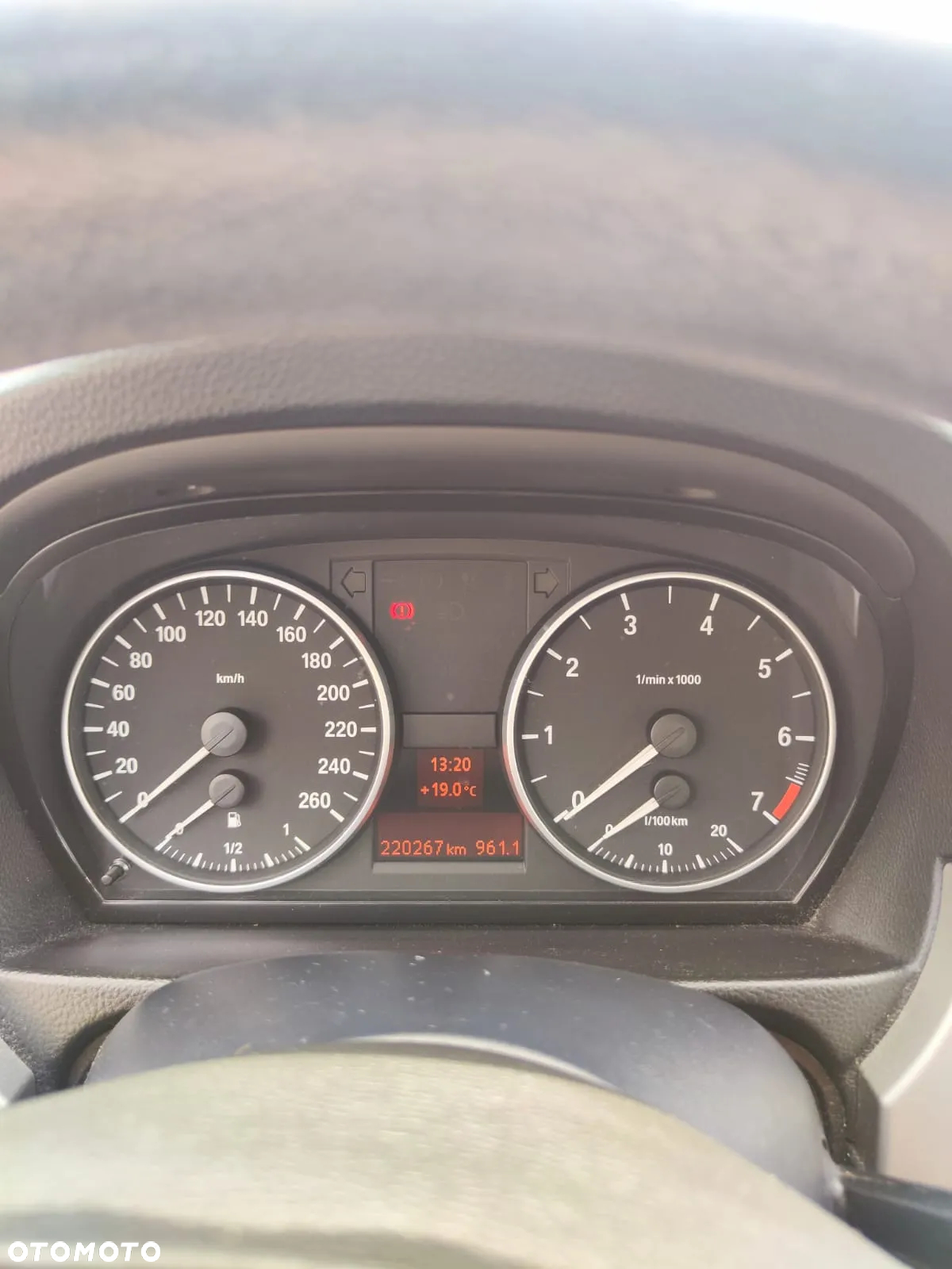 BMW Seria 3 318i - 19