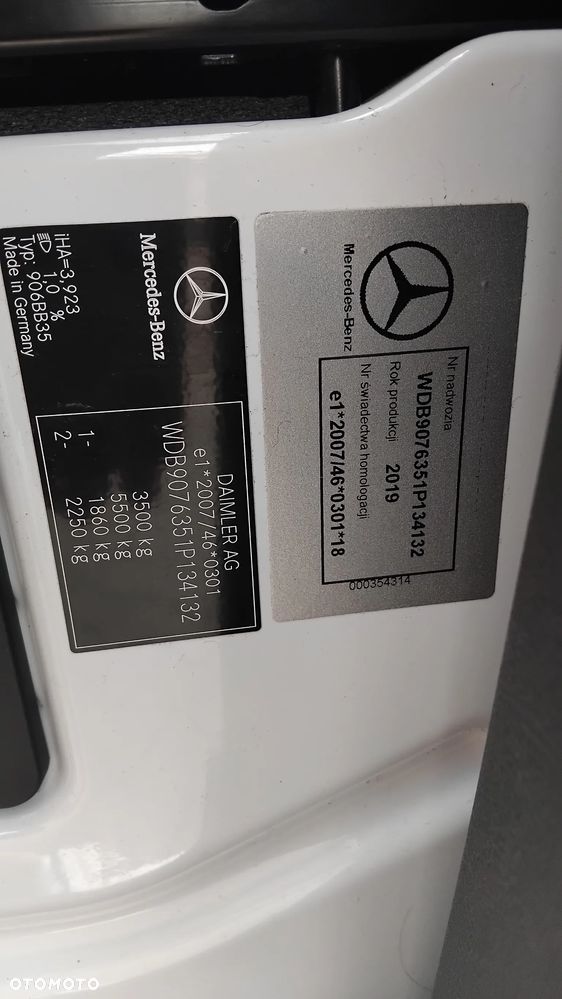 Mercedes-Benz SPRINTER - 29