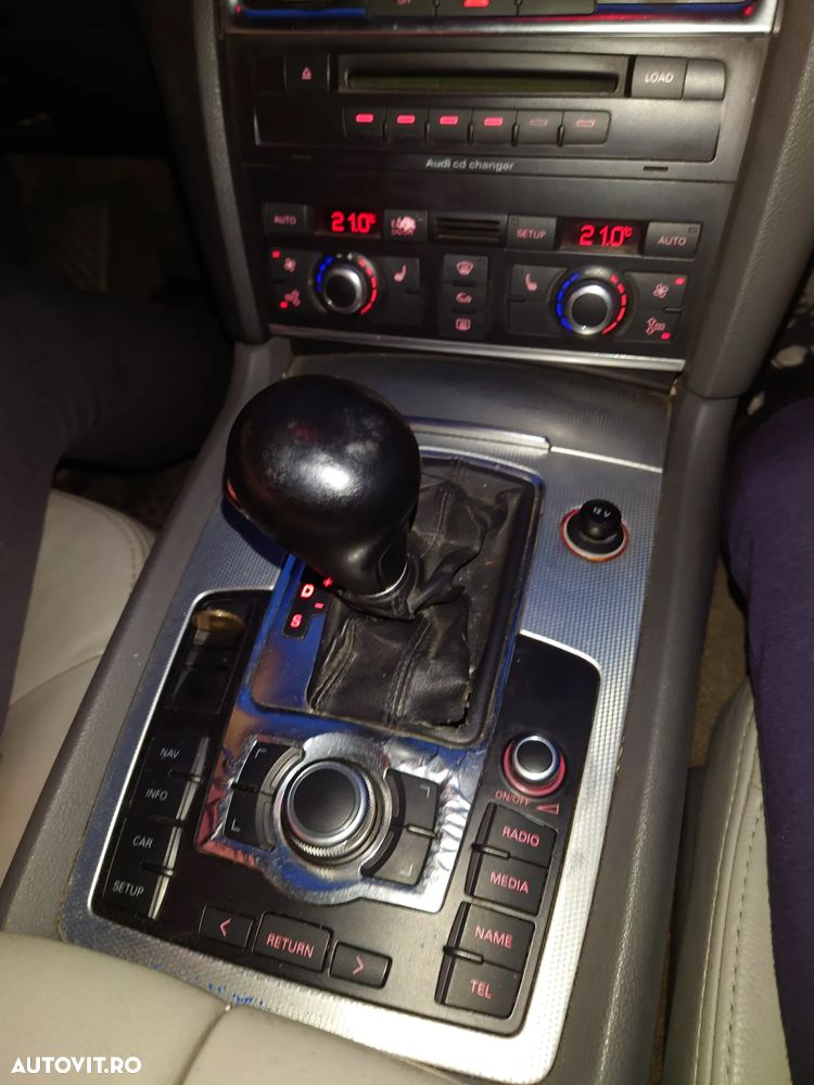 Audi Q7 3.0 TDI Quattro Tip - 8