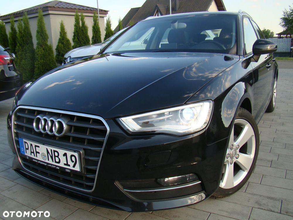 Audi A3 Sportback 1.8 TFSI Attraction - 4