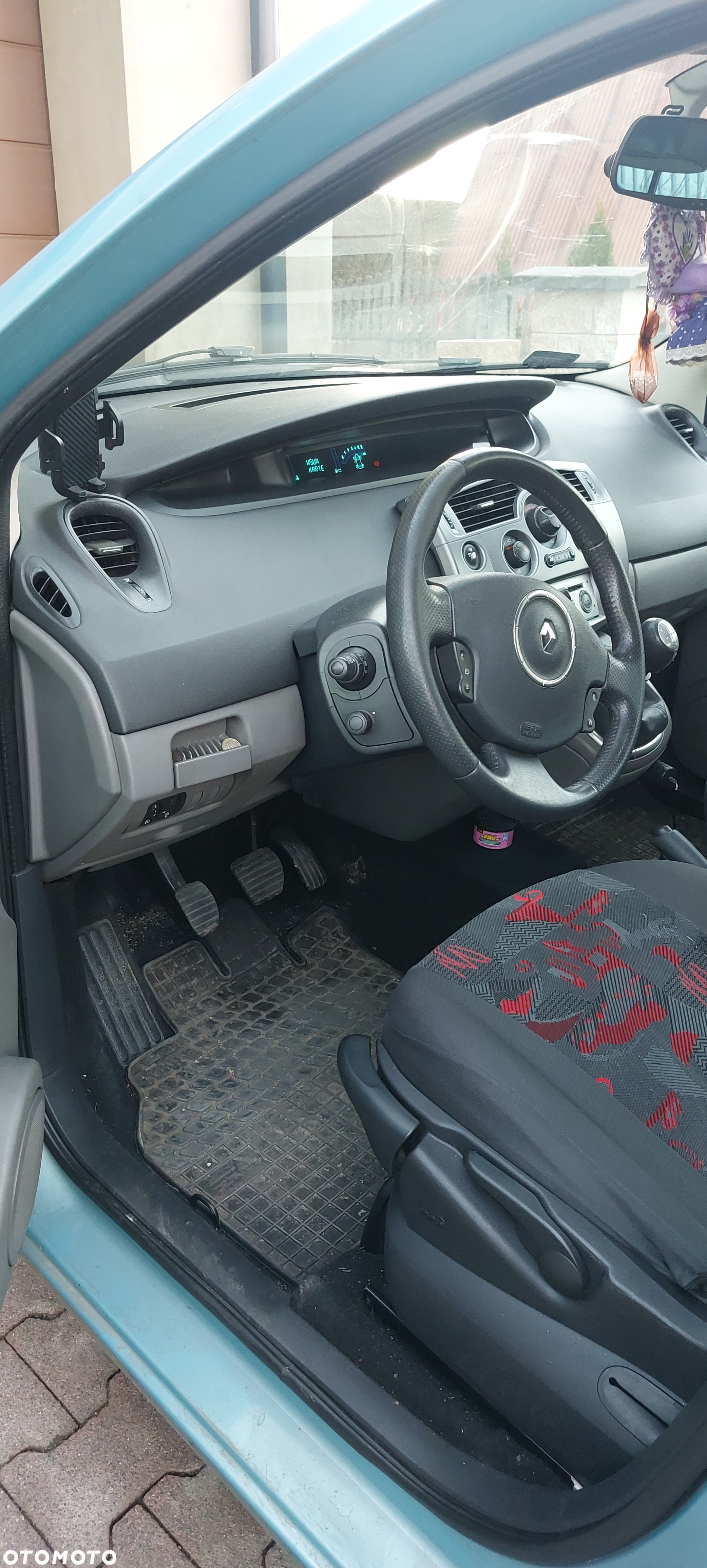 Renault Scenic - 4