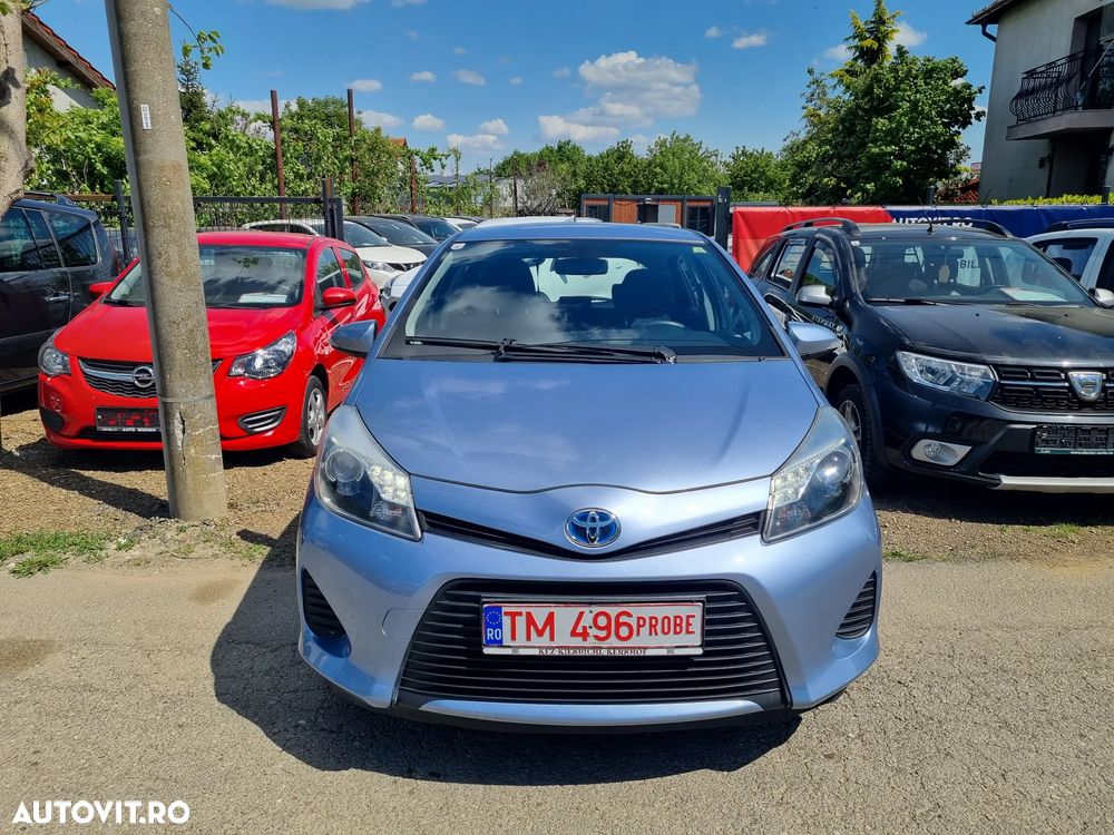 Toyota Yaris 1.5 VVT-i HSD Luna - 2