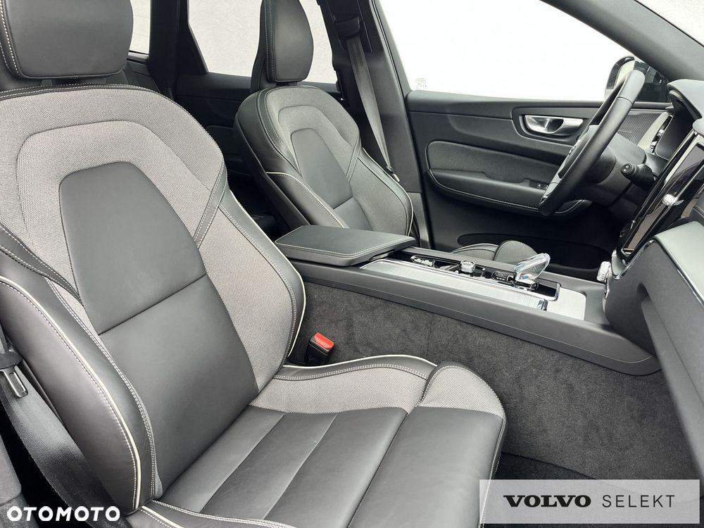 Volvo XC 60 - 35