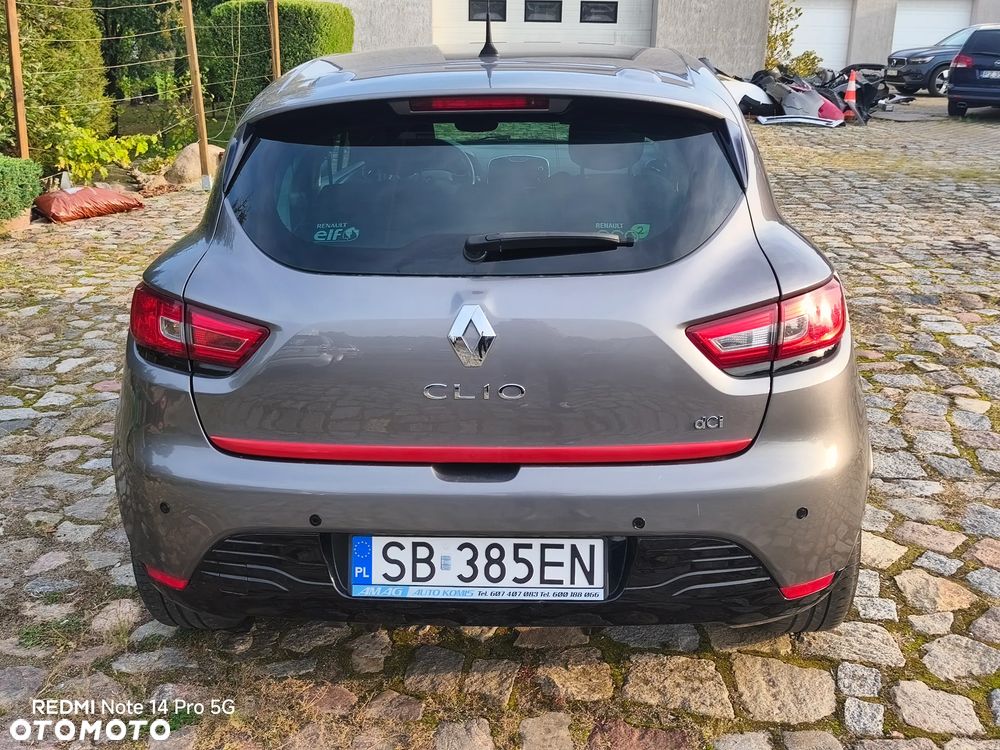 Renault Clio - 11
