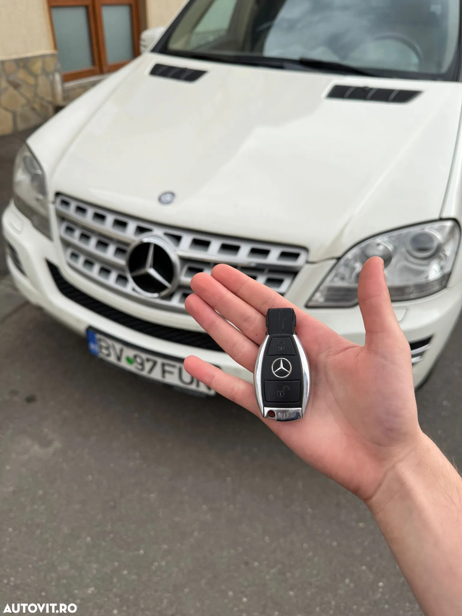 Mercedes-Benz ML 300 CDI BlueEfficiency Aut - 6