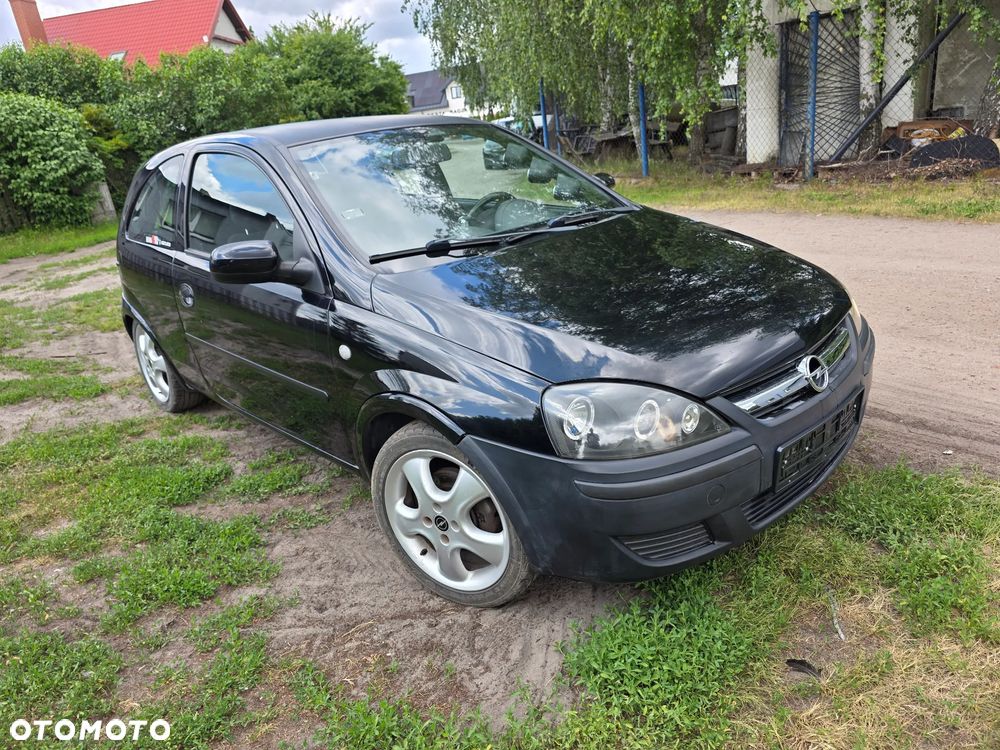 Opel Corsa 1.8 16V Sport - 1