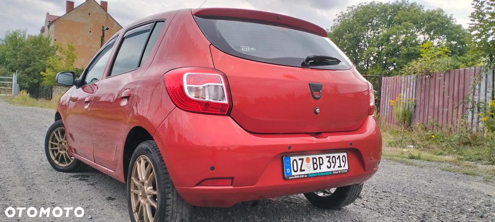 Dacia Logan 0.9 TCe SL Celebration S&S EU6 - 19