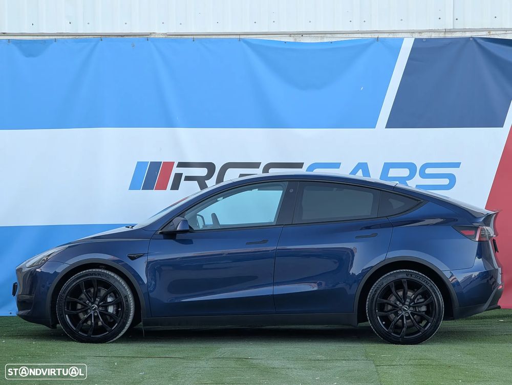 Tesla Model Y Long Range Dual Motor AWD - 4