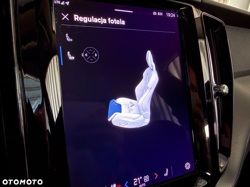 Volvo XC 60 B4 D Ultimate Dark - 31