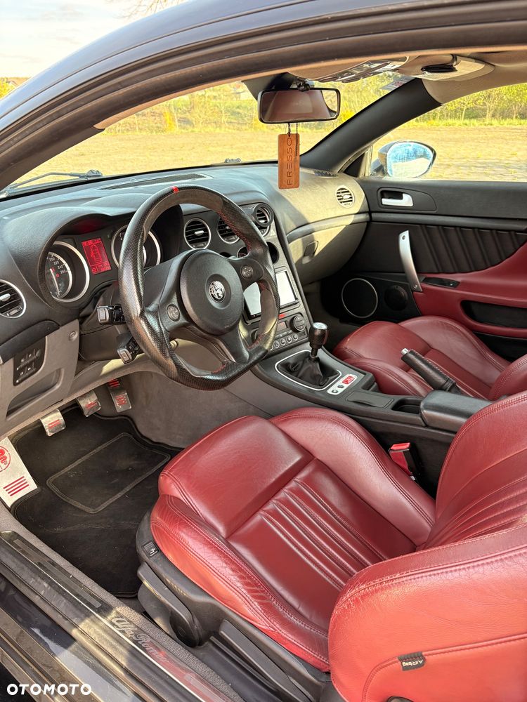 Alfa Romeo Brera 2.4JTDM Sky View - 36