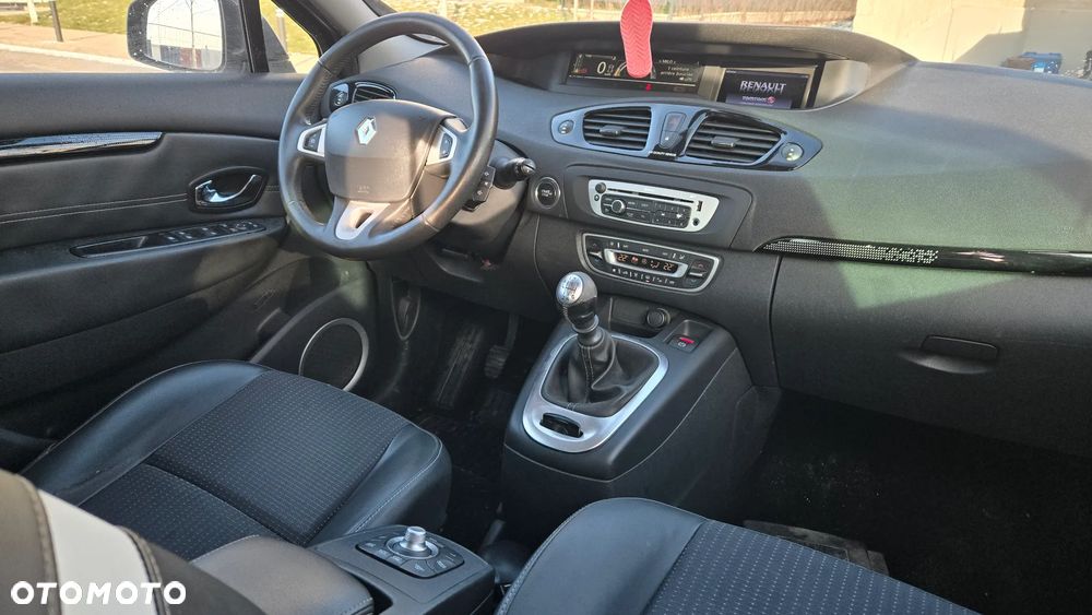 Renault Scenic Energy dCi 110 S&S Bose Edition - 12