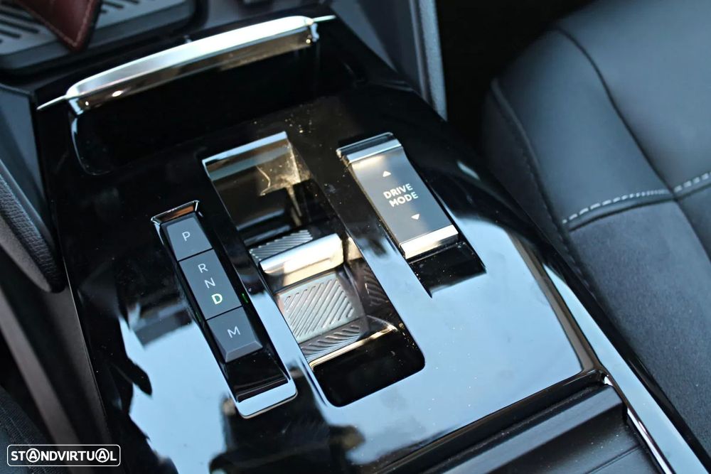 Citroën C4 1.2 PureTech Shine EAT8 - 26