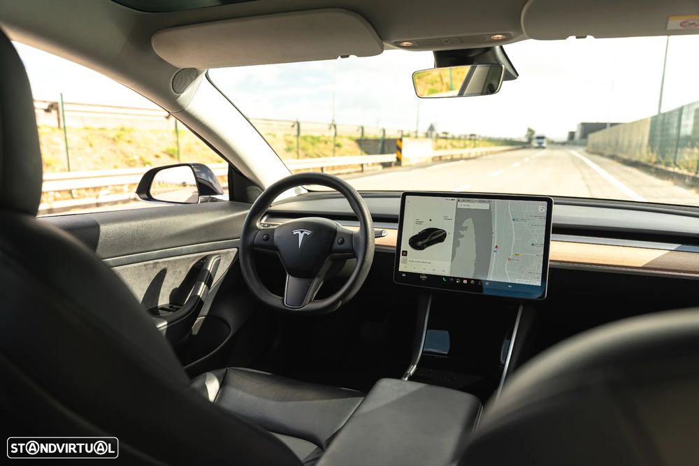 Tesla Model 3 Standard Range Plus RWD - 13