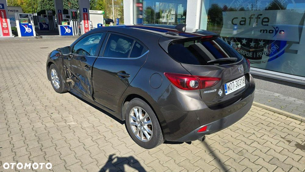 Mazda 3 - 4