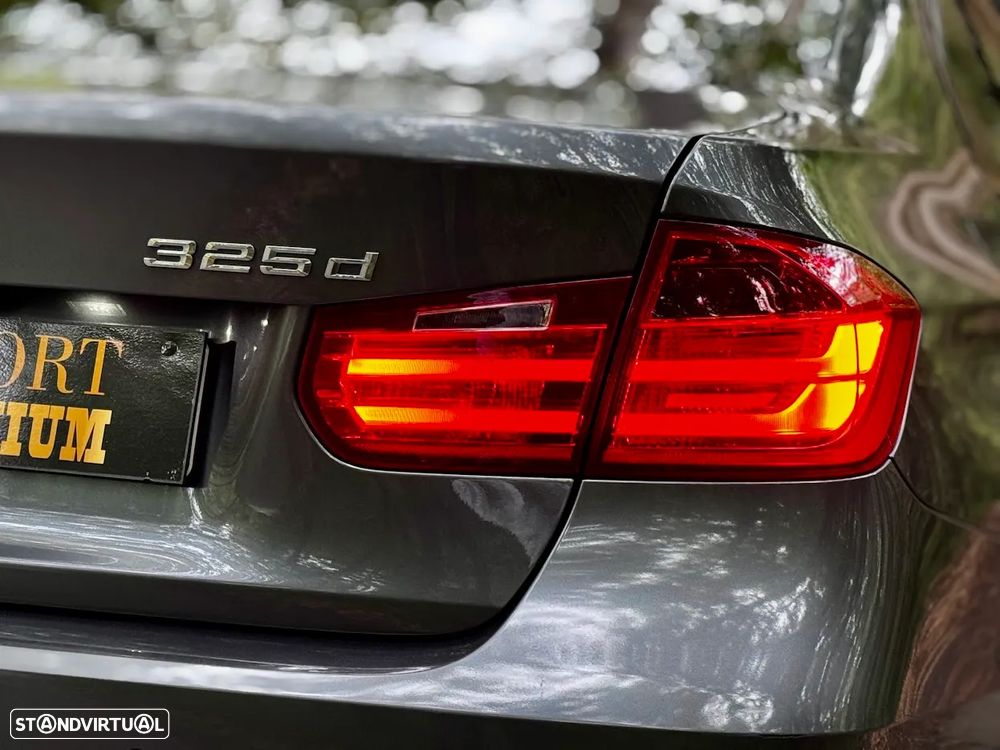 BMW 325 d Auto Pack M - 4