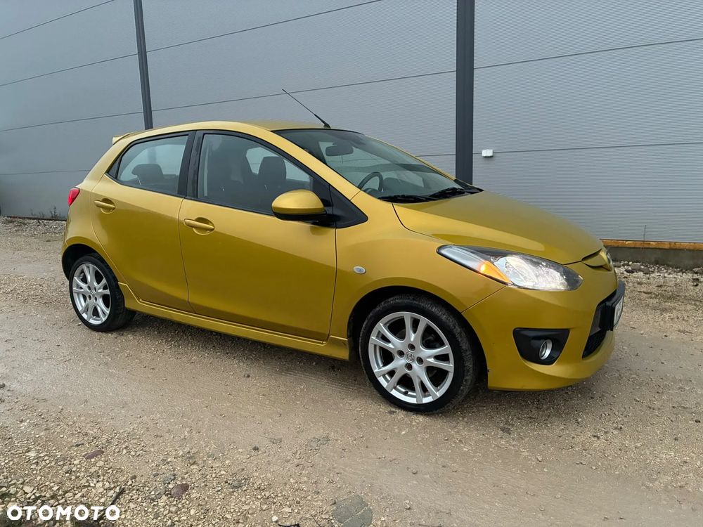 Mazda 2 2008 photo 3